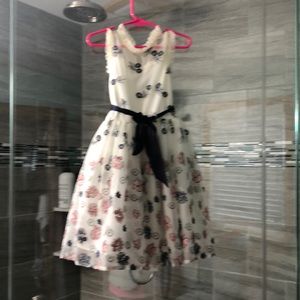 Little girls dress